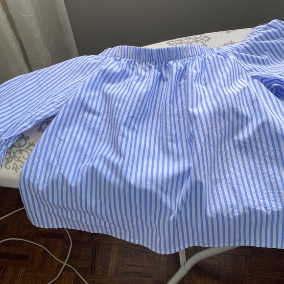Off the shoulder striped top - Picture 3 of 3